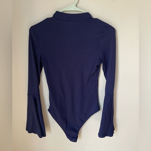 Altar'd State Blue Mock Neck Ribbed Bell Sleeve Bodysuit Size Small - Picture 6 of 6